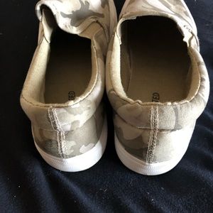 Restricted Shoes - Restricted Camo Slip On Sneakers Restricted Shoes - Restricted Camo Slip On Sneakers